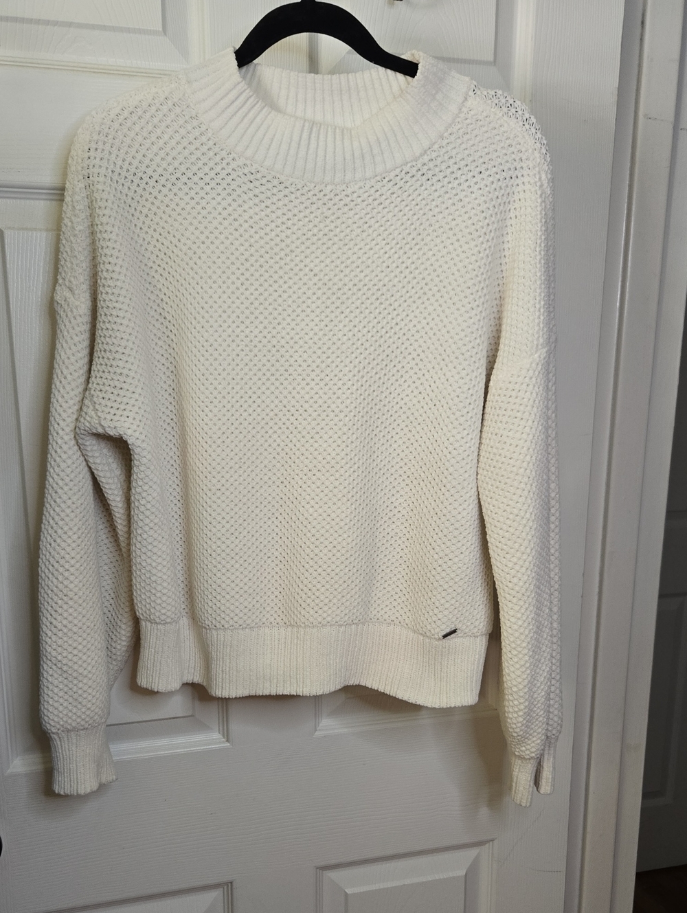 Womens Cream Knit Sweater - Classic Crewneck